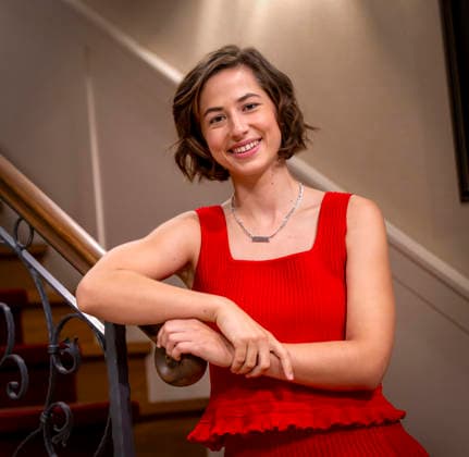 September 16, 2026, ARD telenovela *STURM DER LIEBE*, photo shoot for Season 23 on the film set in Munich, at Bavaria Film in Geiselgasteig, in the studio set of the fictional Hotel Fürstenhof. The new season premieres on November 4, 2026. Actress Pippa Fee Rupperti, who plays Emilia Jakobi, on the set of the series on September 16, 2026, ARD series *Sturm de