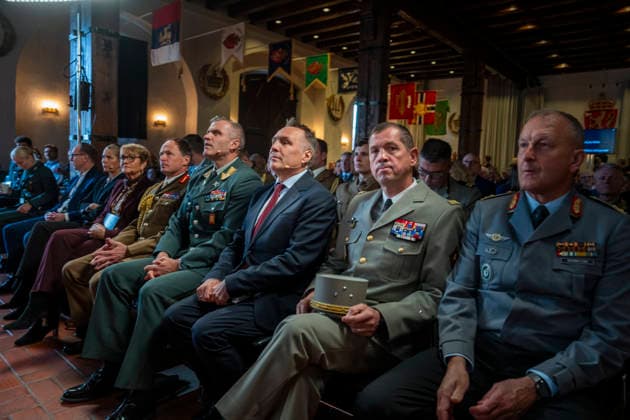 Army Summit 2026 Oslo 20260917 Kate Hansen Bundt, Secretary General of the Norwegian Atlantic Committee; General Sir Roly Walker, Chief of the British Army; Chief of the Army, Major General Lars S. Lervik, and Minister of Defense Troe Sandvik at t  Copyright: xHeikoxJungex xNTBx