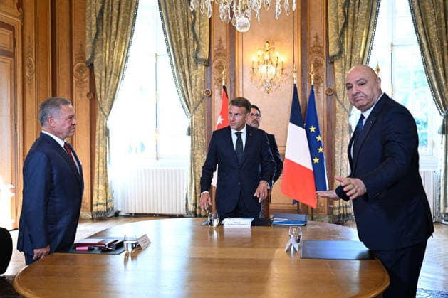 Emmanuel Macron, President of the French Republic; King Abdullah II of Jordan; Joseph Aoun, President of Lebanon. President Macron of the French Republic hosts the King of Jordan and Joseph Aoun, President of the Lebanese Republic, for a meeting at the Hôtel des Invalides in Paris, on September 17, 2026. The three leaders are working to strengthen Lebanon’s sovereignty and security, which are essential to the stability of the entire region. Together, they open a meeting of high-level military experts as part of the Aqaba Process, aimed at supporting the Lebanese Armed Forces, a pillar of the country’s sovereignty and indispensable for enabling the state to fully ensure the security of its territory and exercise the state’s monopoly on arms  Copyright: xJeannexAccorsini Pool BestimagexJeannexAccorsini Pool Bestimagex