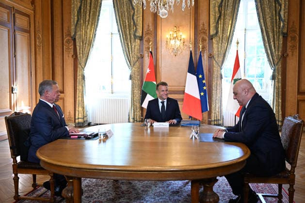 Emmanuel Macron, President of the French Republic; King Abdullah II of Jordan; Joseph Aoun, President of Lebanon. President Macron of the French Republic hosts the King of Jordan and Joseph Aoun, President of the Lebanese Republic, for a meeting at the Hôtel des Invalides in Paris, on September 17, 2026. The three leaders are working to strengthen Lebanon’s sovereignty and security, which are essential to the stability of the entire region. Together, they open a meeting of high-level military experts as part of the Aqaba Process, aimed at supporting the Lebanese Armed Forces, a pillar of the country’s sovereignty and indispensable for enabling the state to fully ensure the security of its territory and exercise the state’s monopoly on arms  Copyright: xJeannexAccorsini Pool BestimagexJeannexAccorsini Pool Bestimagex