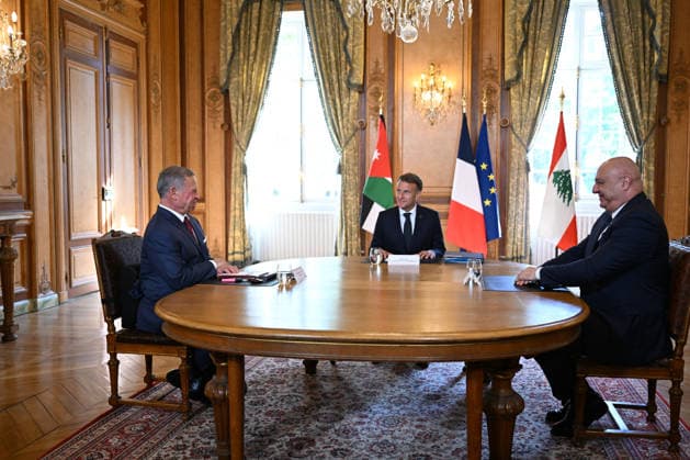 Emmanuel Macron, President of the French Republic; King Abdullah II of Jordan; Joseph Aoun, President of Lebanon. President Macron of the French Republic hosts the King of Jordan and Joseph Aoun, President of the Lebanese Republic, for a meeting at the Hôtel des Invalides in Paris, on September 17, 2026. The three leaders are working to strengthen Lebanon’s sovereignty and security, which are essential to the stability of the entire region. Together, they open a meeting of high-level military experts as part of the Aqaba Process, aimed at supporting the Lebanese Armed Forces, a pillar of the country’s sovereignty and indispensable for enabling the state to fully ensure the security of its territory and exercise the state’s monopoly on arms  Copyright: xJeannexAccorsini Pool BestimagexJeannexAccorsini Pool Bestimagex