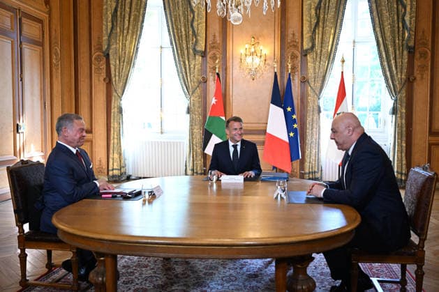 Emmanuel Macron, President of the French Republic; King Abdullah II of Jordan; Joseph Aoun, President of Lebanon. President Macron of the French Republic hosts the King of Jordan and Joseph Aoun, President of the Lebanese Republic, for a meeting at the Hôtel des Invalides in Paris, on September 17, 2026. The three leaders are working to strengthen Lebanon’s sovereignty and security, which are essential to the stability of the entire region. Together, they open a meeting of high-level military experts as part of the Aqaba Process, aimed at supporting the Lebanese Armed Forces, a pillar of the country’s sovereignty and indispensable for enabling the state to fully ensure the security of its territory and exercise the state’s monopoly on arms  Copyright: xJeannexAccorsini Pool BestimagexJeannexAccorsini Pool Bestimagex