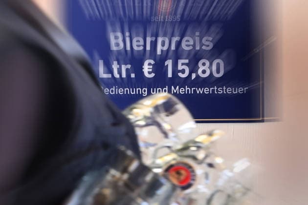 Beer price: 15.80 euros per mass and per liter. Press tour ahead of the 191st Oktoberfest 2026 on September 17, 2026