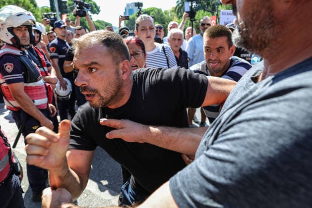 Protest in front of the Albanian Parliament in Tirana, Albania Protesters face police officers during a demonstration near the Albanian Parliament in Tirana, Albania, against the government following months of protests against a planned luxury tourism complex project in the protected area of Narta Lagoon in the city of Vlore, backed by a company linked to US President Donald Trump son-in-law, Jared Kushner, and his wife, Ivanka Trump here In Tirana, Albania, on September 17, 2026. Tirana Albania  Copyright: xMatrixxImages ArmandoxBabanix