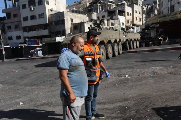 September 17, 2026, Nablus, Palestine, State of: NABLUS, OCCUPIED WEST BANK, SEPTEMBER 17, 2026: Israeli troops move along a street during a military operation in Ein Beit al-Ma refugee camp, west of Nablus in the occupied West Bank. Nablus Palestine, State of - ZUMAq101 20260917_zna_q101_010 Copyright: xNedalxShtiehx