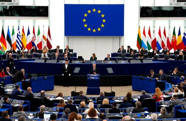 September 17, 2026, Strasbourg, France: Prime Minister Mark Carney addresses the European Parliament in Strasbourg, France, on Thursday, Sept. 17, 2026. Strasbourg France  - ZUMAc35_ 20260917_zaf_c35_006 Copyright: xJustinxTangx