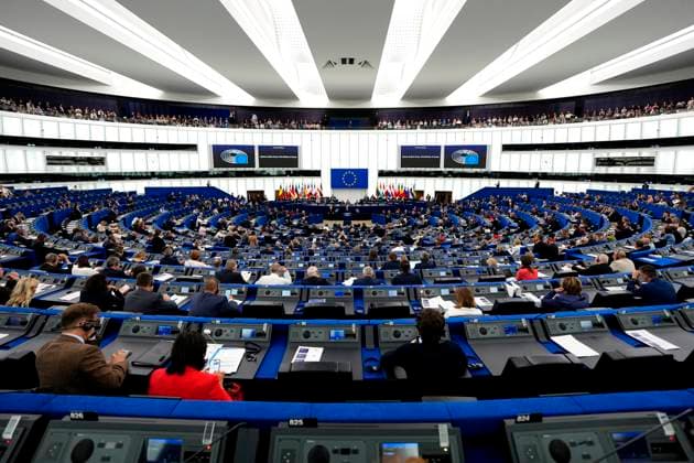 September 17, 2026, Strasbourg, France: Prime Minister Mark Carney addresses the European Parliament in Strasbourg, France, on Thursday, Sept. 17, 2026. Strasbourg France  - ZUMAc35_ 20260917_zaf_c35_007 Copyright: xJustinxTangx
