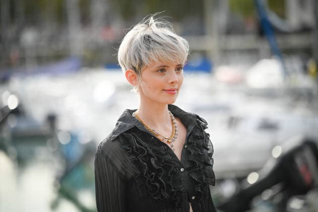 La Rochelle TV Fiction Festival 2026 Photocall September 17, 28th La Rochelle TV Fiction Festival 28th edition of the La Rochelle TV Fiction Festival Photocall for On aboie en silence by Louisiane Gouverneur 459739 September 17, 2026 France  Copyright: xBarbaraxNeymanx xStarfacex STAR_459739_003