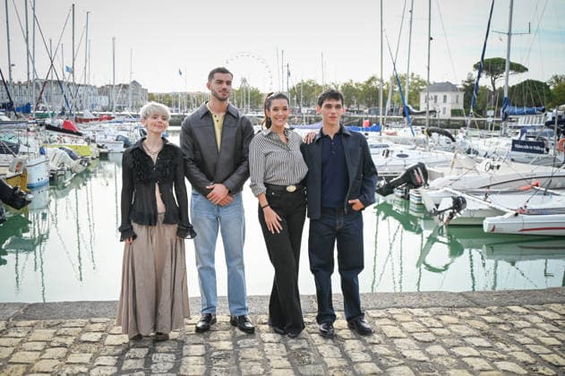 La Rochelle TV Fiction Festival 2026 Photocall September 17, 28th La Rochelle TV Fiction Festival 28th edition of the La Rochelle TV Fiction Festival Photocall for On aboie en silence Marvin Dubart, Théo Augier, Melanie Doutey, Louisiane Gouverneur 459739 September 17, 2026 France  Copyright: xBarbaraxNeymanx xStarfacex STAR_459739_026