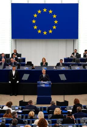 September 17, 2026, Strasbourg, France: Prime Minister Mark Carney addresses the European Parliament in Strasbourg, France, on Thursday, Sept. 17, 2026. Strasbourg France  - ZUMAc35_ 20260917_zaf_c35_015 Copyright: xJustinxTangx