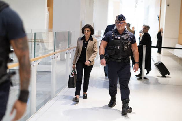 Rachida Dati trial on corruption charges - Paris Former French culture minister Rachida Dati arrives at the Paris courthouse for her trial on corruption charges, along with Former Renault-Nissan executive Carlos Ghosn, in Paris on September 17, 2026. Photo by Raphael Lafargue ABACAPRESS.COM Paris France  Copyright: xLafarguexRaphael ABACAx
