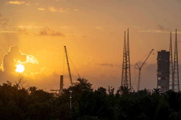 WENCHANG, CHINA - SEPTEMBER 17: Construction work is underway at launch site 301 of the Hainan Spacecraft Launch Site on September 17, 2026 in Wenchang, Hainan Province of China. The facility is being built to support future spacecraft launch missions.  Copyright: xVCGx 111667529852