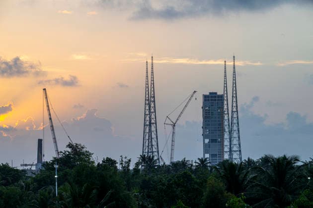 WENCHANG, CHINA - SEPTEMBER 17: Construction work is underway at launch pad 301 of the Hainan Space Launch Site on September 17, 2026 in Wenchang, Hainan Province of China. The facility is currently under accelerated construction.  Copyright: xVCGx 111667529857