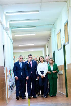 September 17, 2026, Oviedo, Asturias, Spain: Queen Letizia of Spain attends the Opening of the School Year 2026 2027 at Gesta Primary School on September 17, 2026 in Oviedo, Spain Oviedo Spain  - ZUMAg15_ 20260917_zaf_g15_103 Copyright: xJackxAbuinx