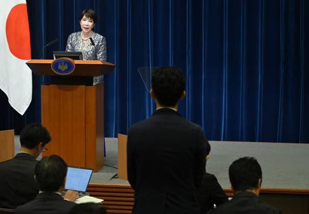 September 17, 2026, Tokyo, Japan: Japanese Prime Minister Sanae Takaichi (L) holds a press conference after a cabinet reshuffle at the prime minister s office in Tokyo on September 17, 2026. - The cabinet reshuffle aimed at solidifying the ruling coalition and advancing a food tax cut despite concerns over how it will be financed. Tokyo Japan  - ZUMAz114 20260917_zih_z114_008 Copyright: xPOOLx