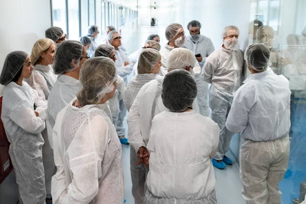 Hipra and ANIS Conference: The New Generation of Vaccines: Technology Platforms, Innovation, and Future Challenges Several people wearing PPE at the Hipra facilities during the Hipra and ANIS conference The New Generation of Vaccines: Technology Platforms, Innovation, and Future Challenges, September 17, 2026, in Amer, Girona, Catalonia, Spain SEPTEMBER 17, 2026 PHARMACEUTICAL INDUSTRY Glòria Sá Amer, Girona, Catalonia Amer, Girona, Catalonia, Spain Copyright: xGlòriaxSanchezx 7781489
