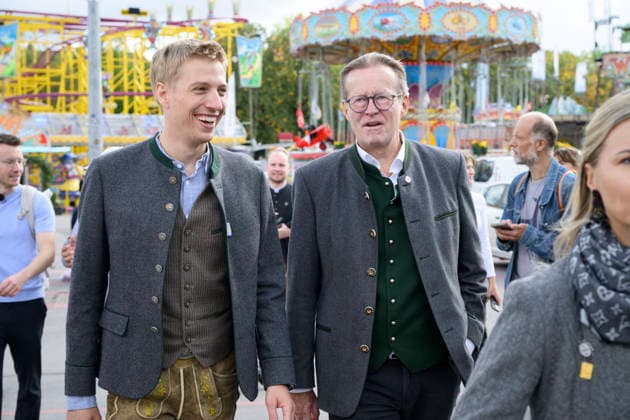 From left: Dominik Krause, Mayor of Munich, and Dr. Martin Leibhard, Head of the Augustiner Brewery. Official press tour at the Oktoberfest (Wiesn), Munich, September 17, 2026