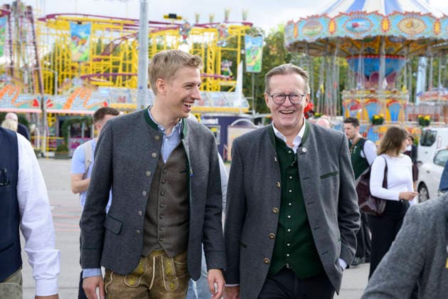 From left: Dominik Krause, Mayor of Munich, and Dr. Martin Leibhard, Head of the Augustiner Brewery. Official press tour at the Oktoberfest (Wiesn), Munich, September 17, 2026