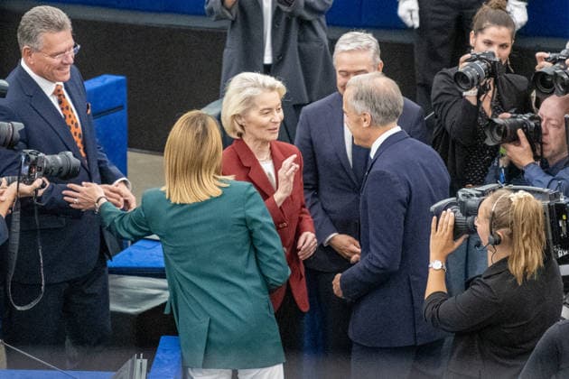 Canadian delegation at European Parliament in Strasbourg STRASBOURG, FRANCE - SEPTEMBER 17: Canadian Prime Minister Mark Carney greets people in the hemicycle during a plenary session at the European Parliament in Strasbourg, France on September 17, 2026. European Parliament President Roberta Metsola presides over Carney’s formal address, which is followed by a press conference. Ahmet Selcuk Cumhurlu Anadolu Strasbourg France. Editorial use only. Please get in touch for any other usage.  Copyright: x2026xAnadoluxAhmetxSelcukxCumhurlux