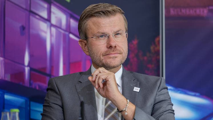 Statement of Interest by the City of Nuremberg, the Free State of Bavaria, and the BLSV Regarding the 20XX Finals, Nuremberg, September 17, 2026 Mayor Marcus König speaks at Max Morlock Stadium regarding the expression of interest for the Finals. With a pensive expression and his hand resting on his chin, he listens to the remarks. Nuremberg, Max Morlock Stadium, Bavaria, Germany 20260917-6V2A0961-M4000