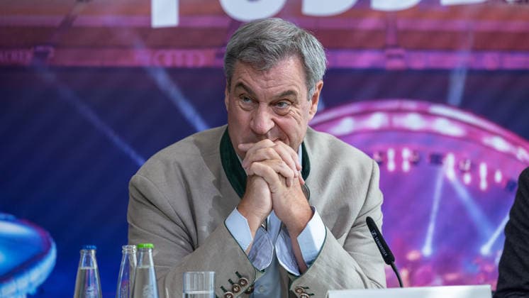 Statement of Interest by the City of Nuremberg, the Free State of Bavaria, and the BLSV Regarding the 20XX Finals, Nuremberg, September 17, 2026 Dr. Markus Söder, Minister-President of the Free State of Bavaria (CSU), watches the expression of interest regarding the Finals with a pensive expression during a pr 20260917-6V2A0978-M4000