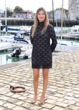 Alice Pol at the Dr. Seylan and Cindy photocall during the 28th La Rochelle Fiction Festival, France, on September 17, 2026. Denis Guignebourg Bestimage Dr. Seylan and Cindy Photocall at the 28th La Rochelle Fiction Festival on September 17, 2026, in La Rochelle, France. La Rochelle, France  Copyright: xDenisxGuignebourgx xBestimagexDenisxGuignebourgx xBestimagex