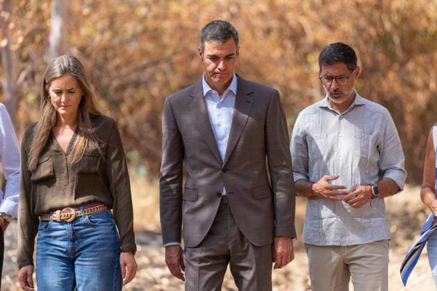 Pedro Sánchez Meets in Niebla with the Mayors of the Municipalities Affected by the Fire. Prime Minister Pedro Sánchez visits the area devastated by this summer’s fire. September 17, 20226, in Niebla, Huelva, Andalusia, Spain The Prime Minister of Spain, Pedro Sánchez, called on Thursday for action to address the causes of the Niebla fire—the largest wildfire in the country’s history—which, in his view, starkly revealed the consequences of a climate emergency, and for this reason, he has called for building, through public-private partnership, a stronger and more prosperous country. SEPTEMBER 17, 2026 Francisco J. Niebla, Huelva, Andalusia, Spain Niebla, Huelva, Andalusia, Spain Spain  Copyright: xFranciscoxJ.xOlmox 7781597