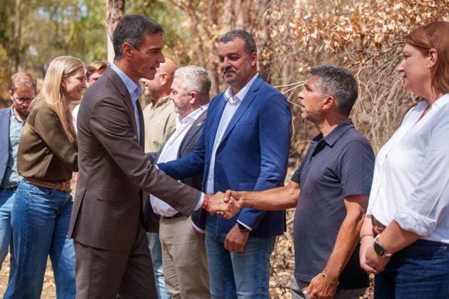 Pedro Sánchez Meets in Niebla with the Mayors of the Municipalities Affected by the Fire. Prime Minister Pedro Sánchez 1i visits the area devastated by this summer’s fire. On September 17, 20226, in Niebla, Huelva, Andalusia, Spain. On Thursday, Spanish Prime Minister Pedro Sánchez called for action to address the causes of the Niebla fire—the largest fire in the country’s history—which, in his view, starkly revealed the consequences of a climate emergency, and for that reason has called for building, through public-private partnership, a stronger and more prosperous country. SEPTEMBER 17, 2026 Francisco J Niebla, Huelva, Andalusia, Spain Niebla, Huelva, Andalusia, Spain Spain  Copyright: xFranciscoxJ.xOlmox 7781598
