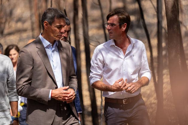 Pedro Sánchez Meets in Niebla with the Mayors of the Municipalities Affected by the Fire. Prime Minister Pedro Sánchez visits the area devastated by this summer’s fire. September 17, 20226, in Niebla, Huelva, Andalusia, Spain. On Thursday, Spanish Prime Minister Pedro Sánchez called for action to address the causes of the Niebla fire—the largest fire in the country’s history—which, in his view, starkly revealed the consequences of a climate emergency, and for that reason, he called for building, through public-private collaboration, a stronger and more prosperous country. SEPTEMBER 17, 2026 Francisco J Niebla, Huelva, Andalusia, Spain Niebla, Huelva, Andalusia, Spain Spain  Copyright: xFranciscoxJ.xOlmox 7781616