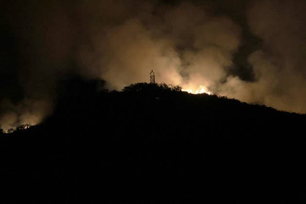 IPA88637777 - The photo shows a massive fire raging on Mount Biliemi in Partinico and in the Camporeale area  Copyright: xAlbertoxLoxBiancox xAlbertoxLoxBiancox IPA88637777