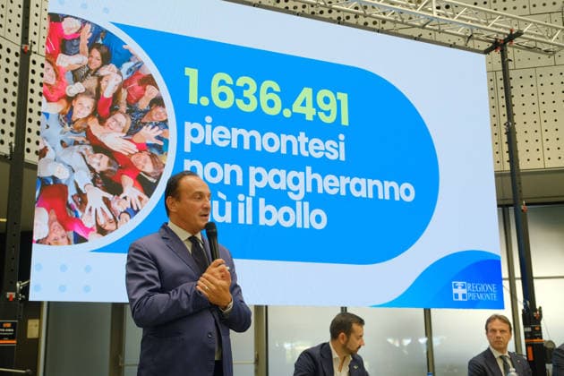 IPA88637961 - Turin: Press conference on the abolition of the vehicle registration tax. Pictured: Piedmont Regional President Alberto Cirio, accompanied by Regional Councilors Matteo Marnati (Transport), Andrea Tronzano (Budget), and Maurizio Marrone (Welfare).  Copyright: xCOSTANTINOxSERGIx xCOSTANTINOxSERGIx IPA88637961