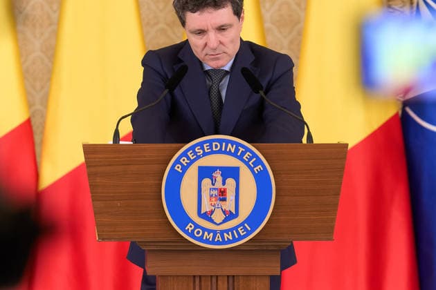 Romania: Siegfried Muresan Appointed PM by President Dan Bucharest, Romania. 17th Sep, 2026: Nicusor Dan, President of Romania, announces Siegfried Muresan, National Liberal Party (PNL) MEP, as the prime minister candidate following consultations with parliamentary parties at Cotroceni Palace. This is the third attempt to nominate a candidate able to secure a majority vote in Parliament, 135 days after the Bolojan government was dismissed in a no-confidence vote. Bucharest Romania Copyright: xLucianxAlecux