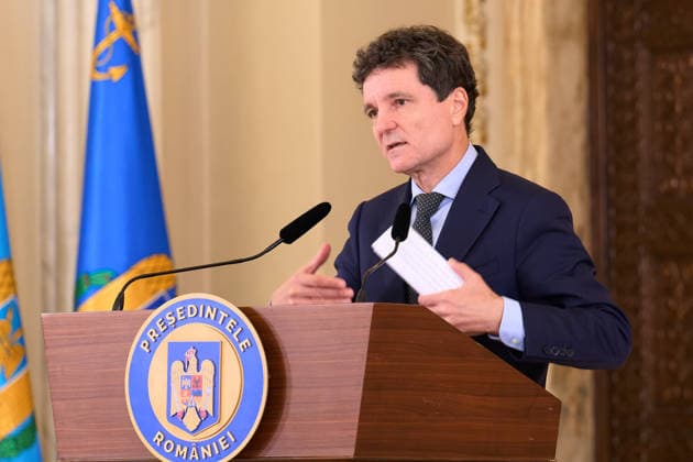 Romania: Siegfried Muresan Appointed PM by President Dan Bucharest, Romania. 17th Sep, 2026: Nicusor Dan, President of Romania, announces Siegfried Muresan, National Liberal Party (PNL) MEP, as the prime minister candidate following consultations with parliamentary parties at Cotroceni Palace. This is the third attempt to nominate a candidate able to secure a majority vote in Parliament, 135 days after the Bolojan government was dismissed in a no-confidence vote. Bucharest Romania Copyright: xLucianxAlecux