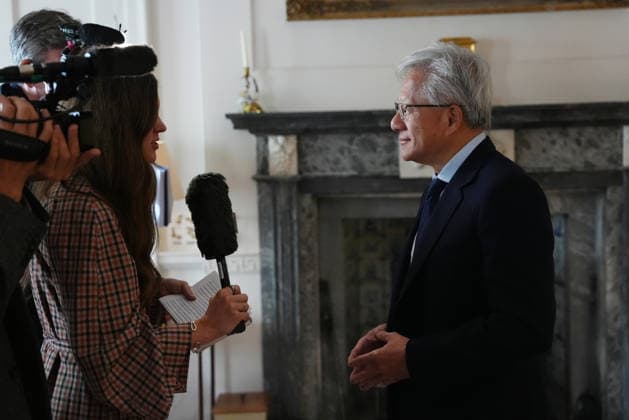 King meets with AI sector leaders Nvidia chief executive Jensen Huang records a pool interview ahead of a meeting hosted by King Charles III for leaders from the artificial intelligence (AI) sector, Government, and thought leaders to discuss how AI can be developed and deployed in ways that benefit society, at Dumfries House in Cumnock, Ayrshire. Picture date: Thursday September 17, 2026., Credit:Jonathan Brady PA ROTA - B68 Avalon UK, Cumnock  Copyright: xJonathanxBradyx xPAxROTAx-xB68x xAvalonx 1135695827