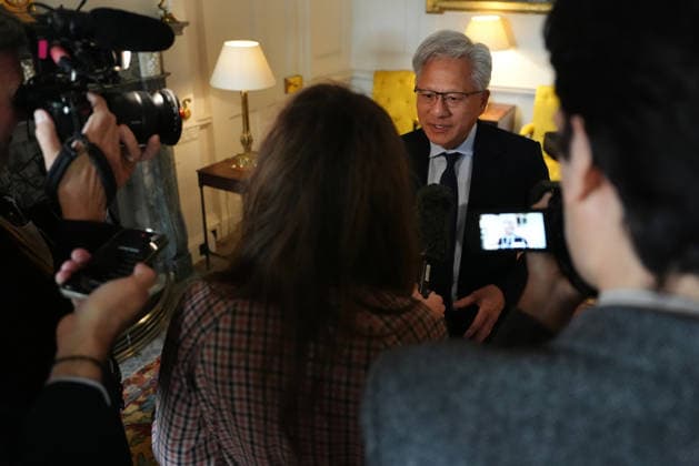 King meets with AI sector leaders Nvidia chief executive Jensen Huang records a pool interview ahead of a meeting hosted by King Charles III for leaders from the artificial intelligence (AI) sector, Government, and thought leaders to discuss how AI can be developed and deployed in ways that benefit society, at Dumfries House in Cumnock, Ayrshire. Picture date: Thursday September 17, 2026., Credit:Jonathan Brady PA ROTA - B68 Avalon UK, Cumnock  Copyright: xJonathanxBradyx xPAxROTAx-xB68x xAvalonx 1135695919