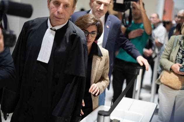 Rachida Dati trial on corruption charges - Paris Former French culture minister Rachida Dati during a break prior her hearing at the Paris courthouse for her trial on corruption charges, along with Former Renault-Nissan executive Carlos Ghosn, in Paris on September 17, 2026. Photo by Raphael Lafargue ABACAPRESS.COM Paris France  Copyright: xLafarguexRaphael ABACAx