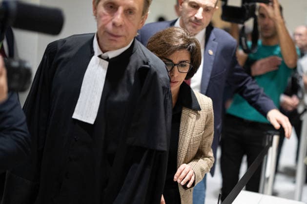 Rachida Dati trial on corruption charges - Paris Former French culture minister Rachida Dati during a break prior her hearing at the Paris courthouse for her trial on corruption charges, along with Former Renault-Nissan executive Carlos Ghosn, in Paris on September 17, 2026. Photo by Raphael Lafargue ABACAPRESS.COM Paris France  Copyright: xLafarguexRaphael ABACAx