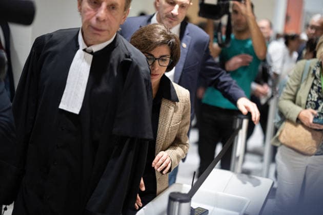 Rachida Dati trial on corruption charges - Paris Former French culture minister Rachida Dati during a break prior her hearing at the Paris courthouse for her trial on corruption charges, along with Former Renault-Nissan executive Carlos Ghosn, in Paris on September 17, 2026. Photo by Raphael Lafargue ABACAPRESS.COM Paris France  Copyright: xLafarguexRaphael ABACAx