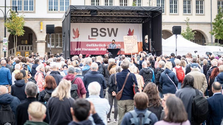 Campaign Wrap-Up Event Featuring a Speech by Party Founder Sahra Wagenknecht: Campaign Wrap-Up for the BSW (Alliance for Social Justice and Economic Reason) Party in Rostock, Rostock, Mecklenburg-Western Pomerania, Germany, Neuer Markt