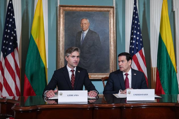 US and Lithuania sign Critical Minerals Framework MOU WASHINGTON, D.C., UNITED STATES - SEPTEMBER 17: Lithuanian Foreign Minister Kstutis Budrys (L) speaks before signing a Critical Minerals Framework Memorandum of Understanding with U.S. Secretary of State Marco Rubio (R) during a signing ceremony in the Treaty Room at the U.S. Department of State in Washington, D.C., on September 17, 2026. Mehmet Eser Anadolu District of Columbia United States. Editorial use only. Please get in touch for any other usage.  Copyright: x2026xAnadoluxMehmetxEserx