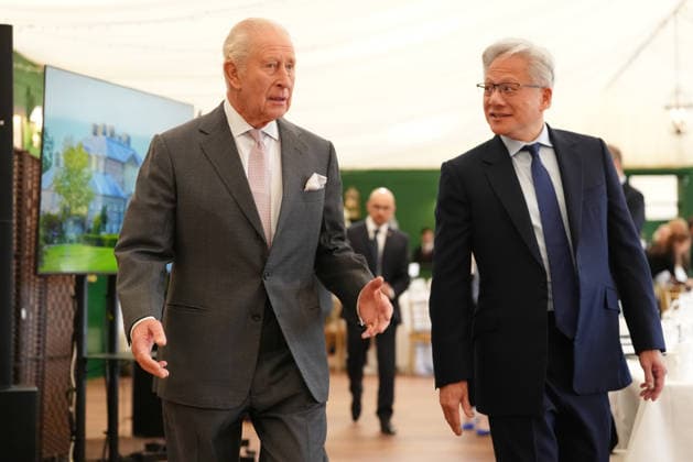 King meets with AI sector leaders King Charles III walks with Nvidia chief executive Jensen Huang (right) to a meeting for leaders from the artificial intelligence (AI) sector, Government, and thought leaders to discuss how AI can be developed and deployed in ways that benefit society, at Dumfries House in Cumnock, Ayrshire. Picture date: Thursday September 17, 2026., Credit:Jonathan Brady PA ROTA - B68 Avalon UK, Cumnock  Copyright: xJonathanxBradyx xPAxROTAx-xB68x xAvalonx 1135714845
