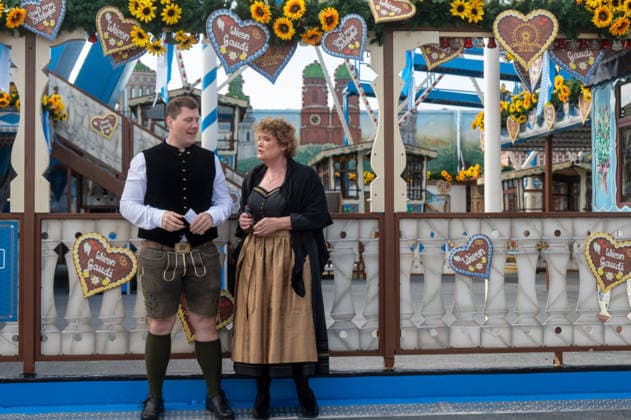 Munich, Oktoberfest, Stop 2 on the press tour: the iconic 50-meter Ferris wheel, which has been at the Oktoberfest since 1979; Sebastian and Gabriele Willenborg