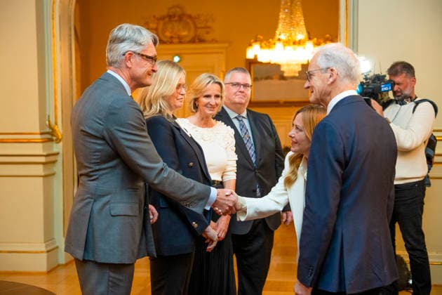 Italian Prime Minister Visits Norway, Oslo, September 17, 2026. Italian Prime Minister Giorgia Meloni and Prime Minister Jonas Gahr Store (Ap) greet representatives from the Italian and Norwegian business communities at the government’s official residence on Parkveien on Thursday afternoon. Photo: Stian Lysberg Solum NTB POOL Oslo Norway ooPX5Ow3Vx4 EDITORIAL USE ONLY Ref POLo  Copyright: xStianxLysbergxSolumx xNTBx
