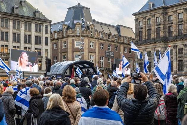 AMSTERDAM - Stage program during a national demonstration on Dam Square by the working group Op de Bres voor IsraÃ«l together with other organizations. A counter-demonstration has also been announced. DINGENA MOL ANP netherlands out - belgium out  Copyright: xx x569001549x originalFilename: 569001549.jpg