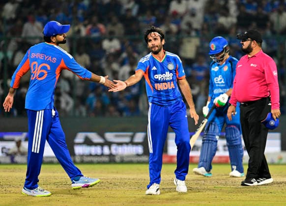 AFG vs IND, 3rd T20I New Delhi, Sep 17 (ANI): India s Ravi Bishnoi and skipper Shreyas Iyer celebrate the wicket of Afghanistan s Noor ul Rahman during the 3rd T20I at Arun Jaitley Stadium, in New Delhi on Thursday. NEW DELHI Delhi India Copyright: xANIx ANI_20260917429