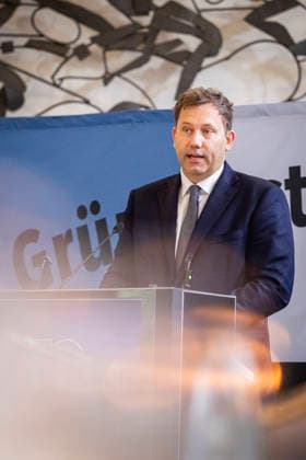 Lars Klingbeil, Federal Minister of Finance, photographed during the celebration marking the 70th anniversary of the Bundeswehr Association in Münster, September 17, 2026. Photographed on behalf of the Federal Ministry of Finance, Münster, Germany Copyright: xJulianexSonntag BMFx