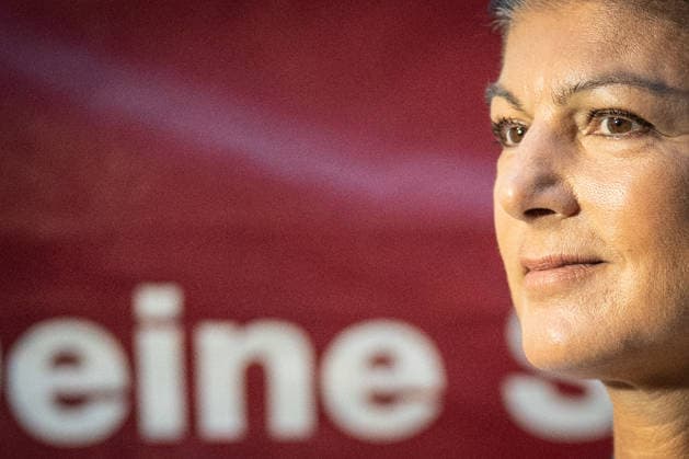 Party founder Sahra Wagenknecht speaks at Am Markt in Schwerin at the closing event for the 2026 state election in Mecklenburg-Western Pomerania; campaign wrap-up for the BSW (Alliance for Social Justice and Economic Reason) party in Schwerin, Schwerin, Mecklenburg-Western Pomerania, Germany; Markt