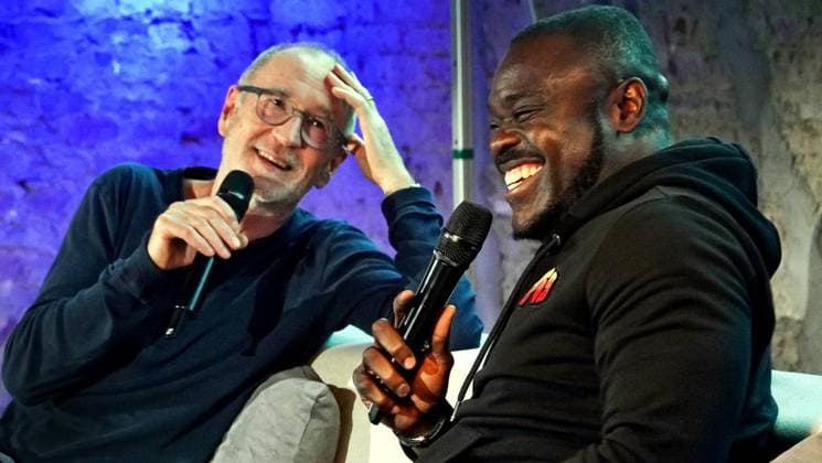 Peter Lohmeyer talks with Gerald Asamoah ** FOR EDITORIAL PURPOSES ONLY ** EDITORIAL USE ONLY ** p Peter Lohmeyer (left) and Gerald Asamoah, a former Schalke pro, will speak on Thursday, September 17, 2026, at the Kalte Halle on Bochumer Straße in Gelsenkirchen on the topic of home. The Brost Foundation Copyright: MichaelxKorte doc87n9pstjk0m18twrwdxw ,EDITORIAL USE ONLY Copyright: MichaelxKorte