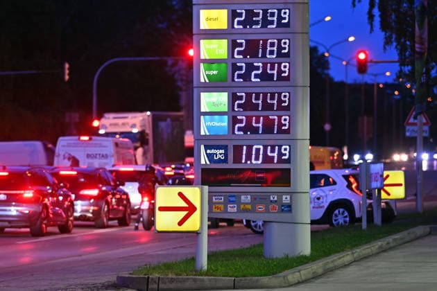 High Gas Prices Approaching All-Time High Featured Image: Fuel Prices, Gas Prices Are Driving Inflation A digital price display at a gas station shows high prices for Super, Super Plus, and diesel. Price board at a gas station on the Mittlerer Ring in Munich on September 17, 2026