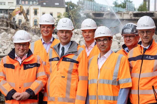 Federal Minister of Transportation Steffen Bilger inspects demolition work on the approach bridge of the Nordbr Copyright: xMarcxJohnx